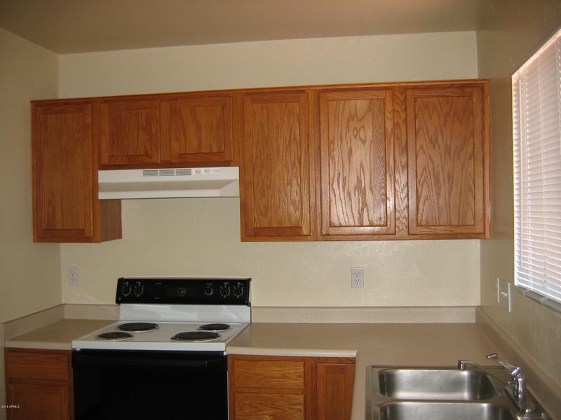 7541 N 21st Ave, Phoenix, AZ 85021