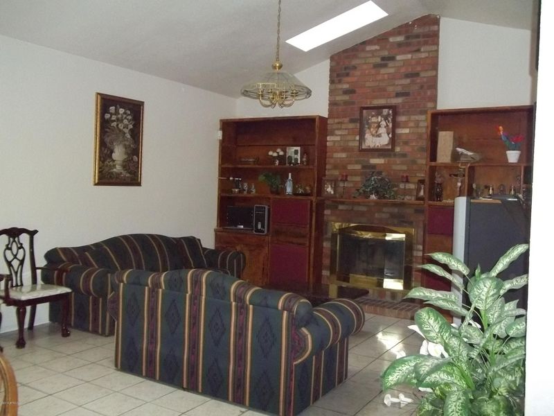 7542 W Minnezona Ave, Phoenix, AZ 85033