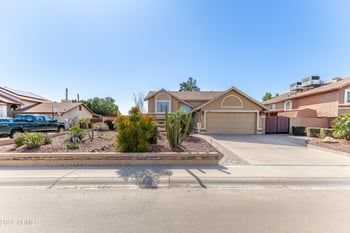 7543 Surrey Ave, Peoria, AZ 85381