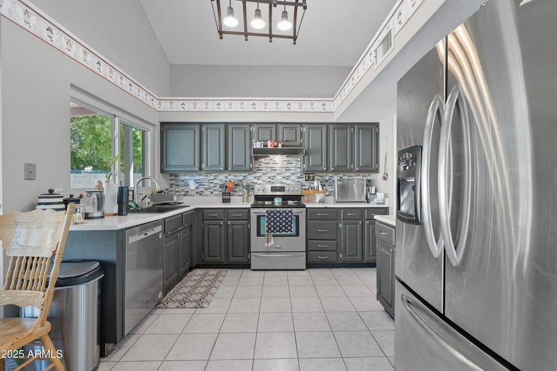 7544 Dreyfus Dr, Peoria, AZ 85381