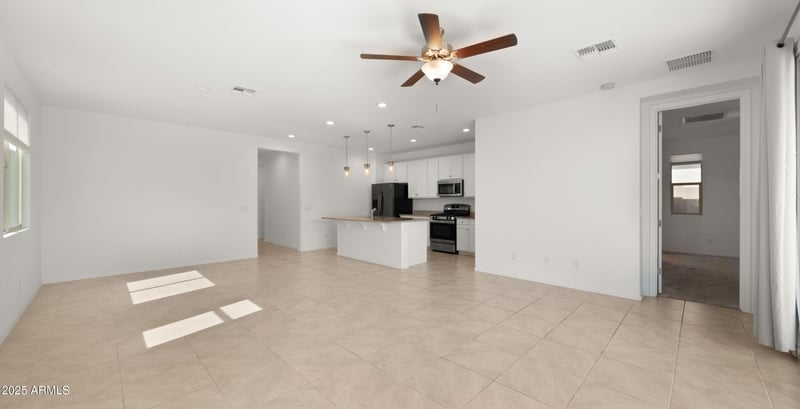 7545 Superior Ave, Phoenix, AZ 85043