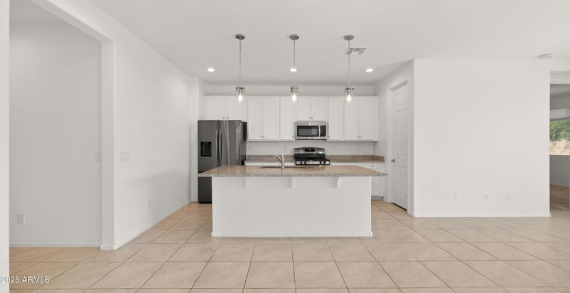 7545 Superior Ave, Phoenix, AZ 85043