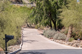 7547 Lakeside Ln, Paradise Valley, AZ 85253
