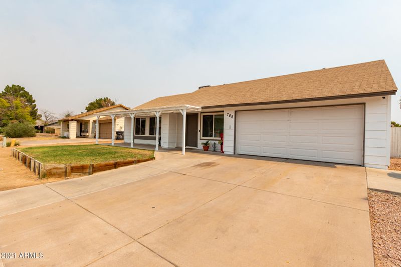 755 E Hackamore St, Mesa, AZ 85203