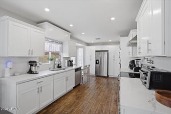 755 Palomino Dr, Gilbert, AZ 85296