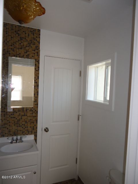 755 N 12th Ave, Phoenix, AZ 85007