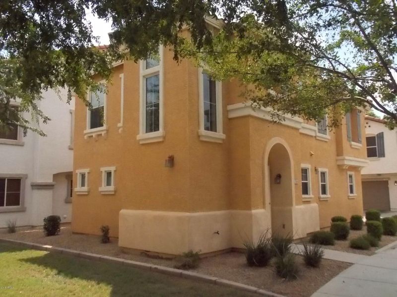 755 N Port Dr, Gilbert, AZ 85233