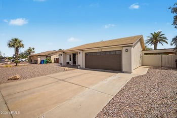 755 Laguna Azul Ave, Mesa, AZ 85210