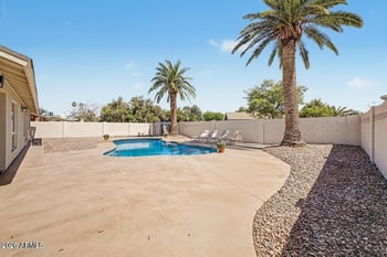 755 Laguna Azul Ave, Mesa, AZ 85210