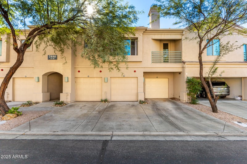 7550 Earll Dr #74, Scottsdale, AZ 85251