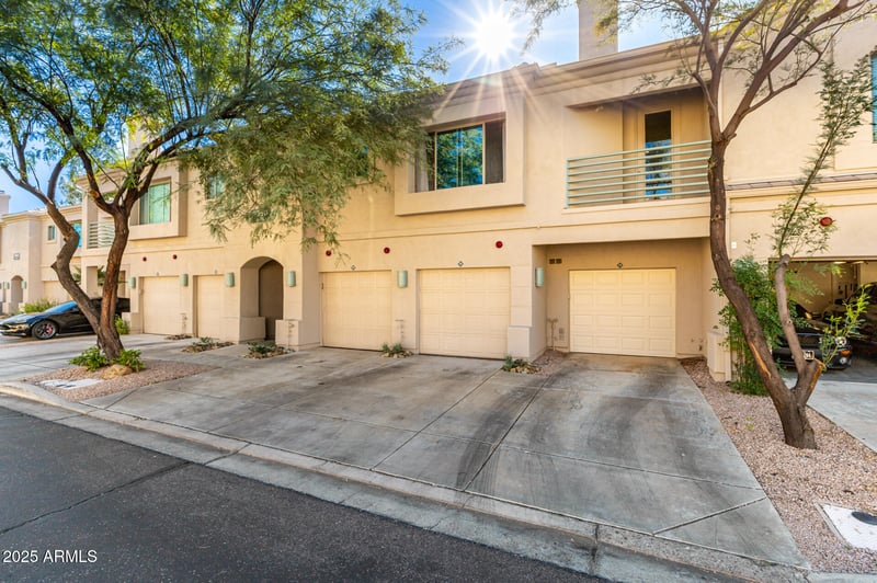 7550 Earll Dr #74, Scottsdale, AZ 85251