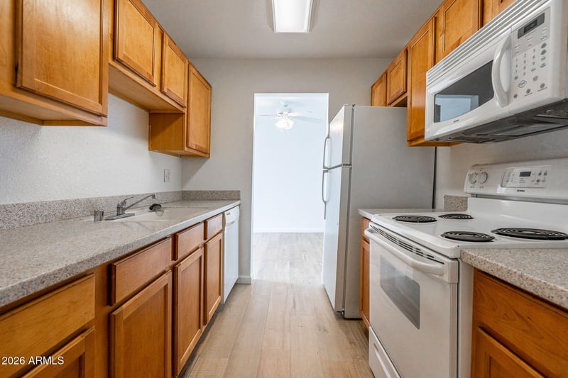 7550 N 12th St #136, Phoenix, AZ 85020