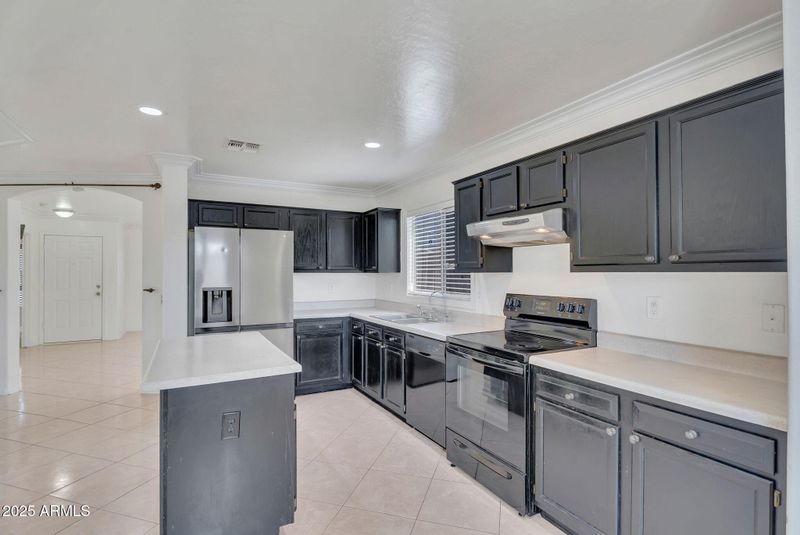 7551 W Pasadena Ave, Glendale, AZ 85303