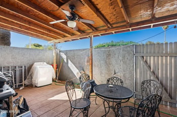 7555 47th Ln, Glendale, AZ 85301