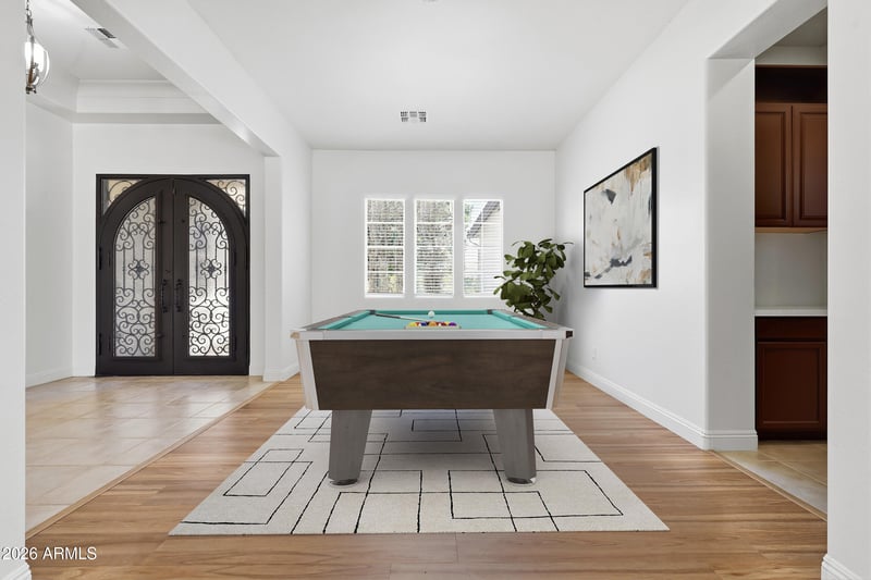 7556 Crystal Rd, Glendale, AZ 85308
