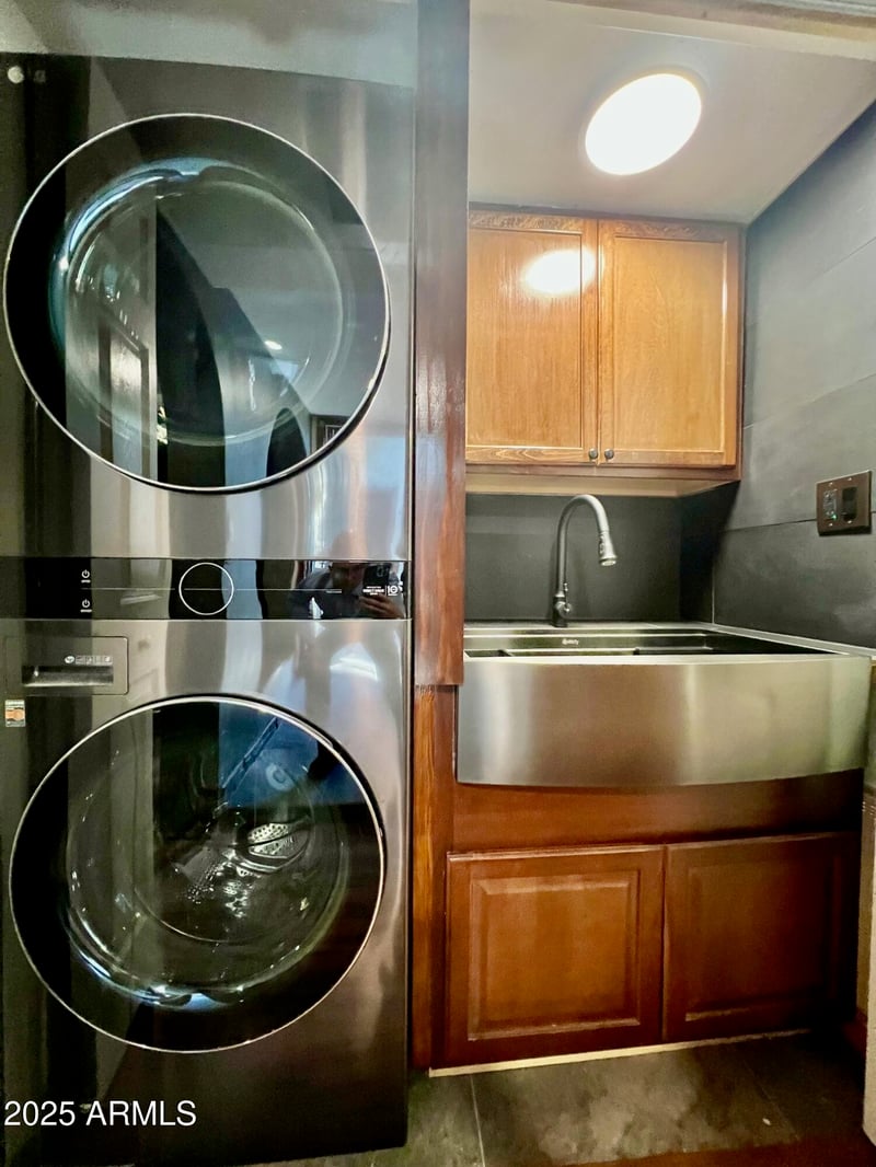 7557 Dreamy Draw Dr #224, Phoenix, AZ 85020