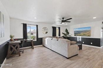 756 Eugie Ave, Phoenix, AZ 85022