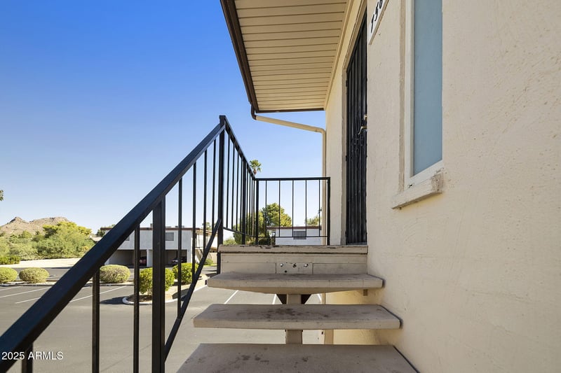 756 Joan D Arc Ave, Phoenix, AZ 85022