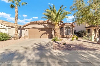 756 Lovegrass Dr, San Tan Valley, AZ 85143
