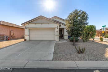 757 Twin Peaks Pw, San Tan Valley, AZ 85143