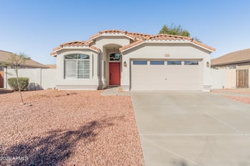 7570 Nicolet Ave, Glendale, AZ 85303