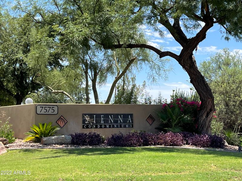 7575 E Indian Bend Rd #1015, Scottsdale, AZ 85250