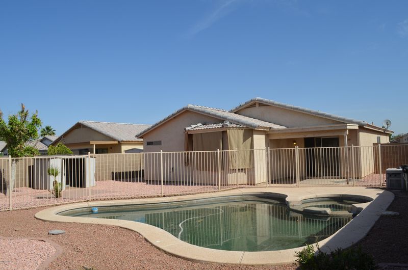 7575 W Oregon Ave, Glendale, AZ 85303