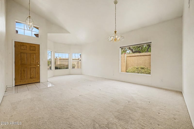 7576 S Jentilly Ln, Tempe, AZ 85283