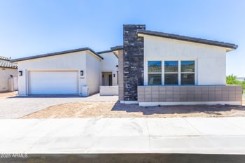 7577 Evans Dr, Peoria, AZ 85381
