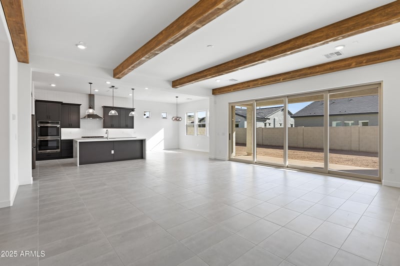 7577 Evans Dr, Peoria, AZ 85381