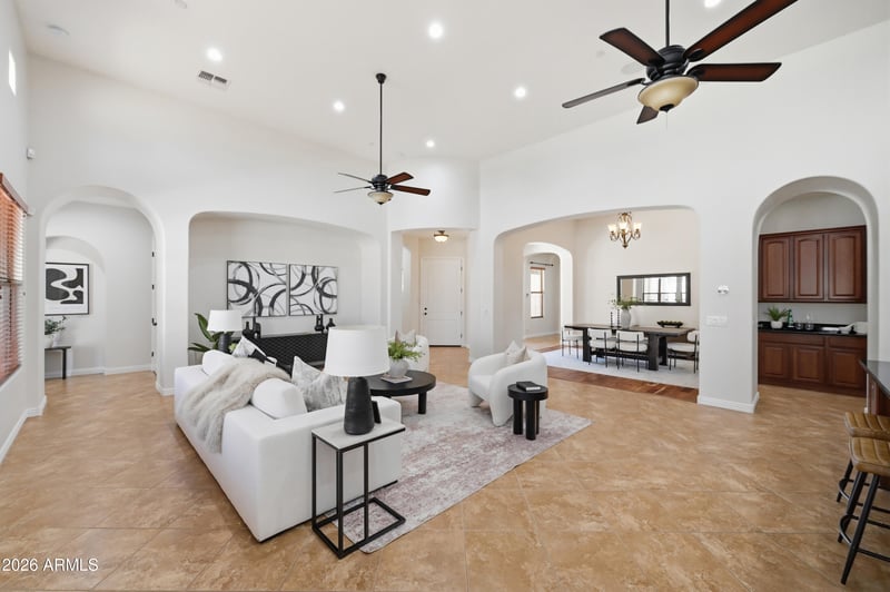 758 Sunburst Ln, Tempe, AZ 85284