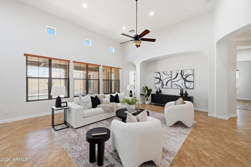758 Sunburst Ln, Tempe, AZ 85284