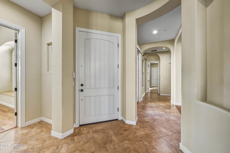 758 Sunburst Ln, Tempe, AZ 85284