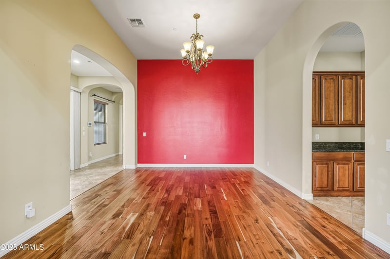 758 Sunburst Ln, Tempe, AZ 85284