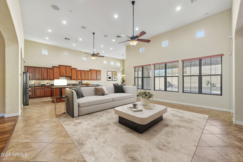 758 Sunburst Ln, Tempe, AZ 85284