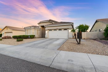 7583 State Ave, Glendale, AZ 85303