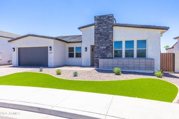 7583 Gelding Dr, Peoria, AZ 85381