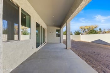 7584 Evans Dr, Peoria, AZ 85381
