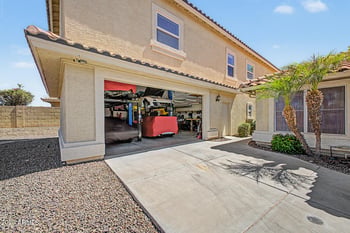 7588 Kerry Ln, Glendale, AZ 85308