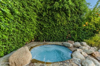 7596 87th Dr, Glendale, AZ 85305