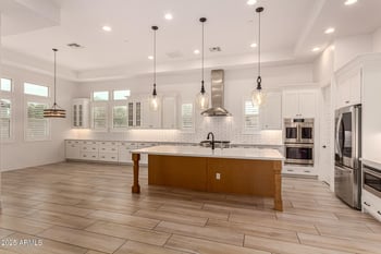 7598 Jessie Ln, Peoria, AZ 85383