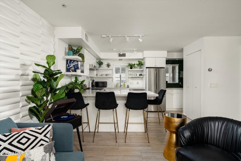 7601 2nd St #20, Scottsdale, AZ 85251