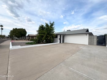 7601 40th Dr, Phoenix, AZ 85051