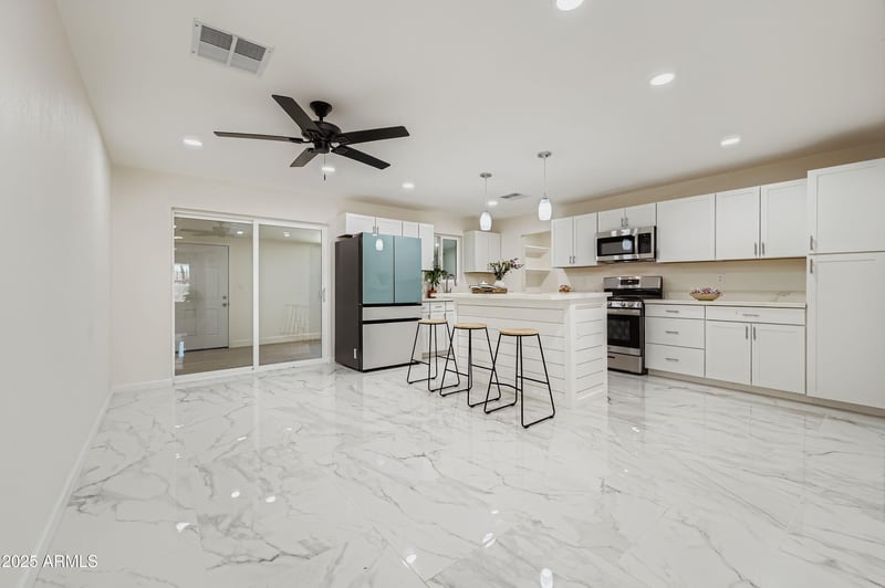 7601 40th Dr, Phoenix, AZ 85051