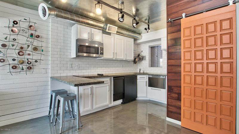 7601 E 2nd St #17, Scottsdale, AZ 85251