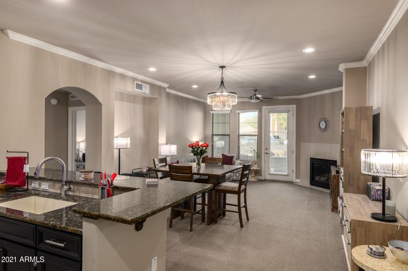 7601 E Indian Bend Rd #1005, Scottsdale, AZ 85250