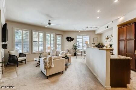 7601 E Indian Bend Rd #2033, Scottsdale, AZ 85250