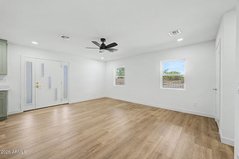 7601 N 59th Ln N, Glendale, AZ 85301
