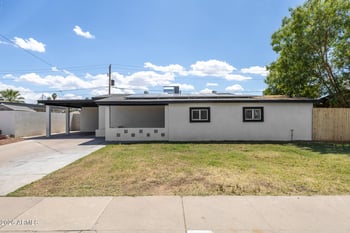 7601 Sheila Ln, Phoenix, AZ 85033