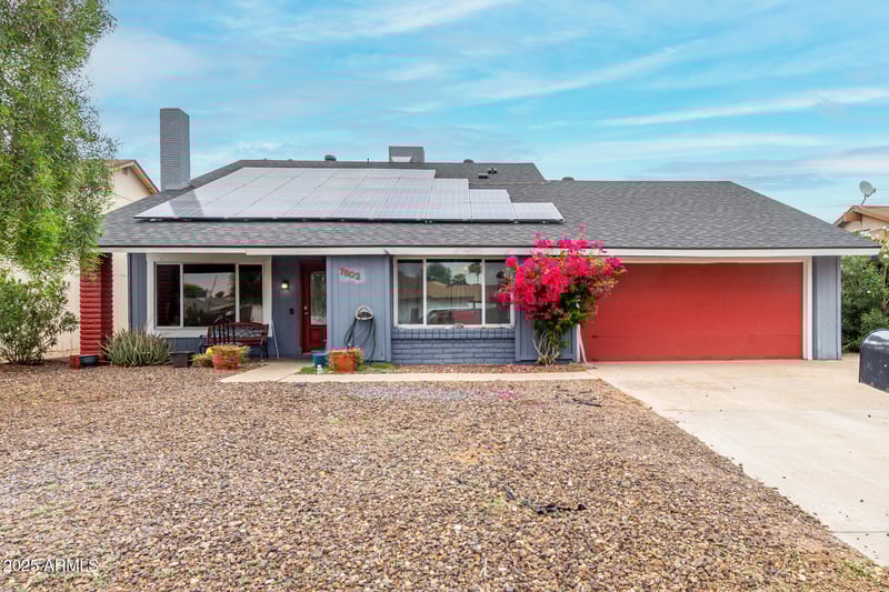 7602 College Dr, Phoenix, AZ 85033